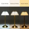 Lampes de table nordique Vintage Bar Crystal lampe métal acrylique Petite chambre de nuit