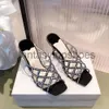 JC Jimmynessity Choo Designer Sandals Syndals أحذية Slippers الكلاسيكية البريطانية Rhinestone Leath