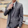 Mäns kostymer 2024 Plaid Suit 3 -stycke koreansk version Slim Business Casual formell brudgum Wedding Dress Groomsmen Blazers Jacket Pants Vest