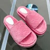 Designer tofflor gummisandaler kvinnor sommar flip flops lyxig platt platt tjock botten broderi tryckt linne hög klack sandal plattformsreglage skor