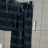 Lüks Kadın Sportif Pantolon Hoodies Set Tasarımcı Siyah Terzyolu Üst Pantolon Marka Tasarımcısı Uzun Kollu Pantolon Günlük Street Style Üstler Joggings Kıyafetler