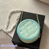 Designer Femmes Belle sac de maquillage rond 19cm Appliques décoration Caviar Cuir Gol Zipper Chaîne Matelasse 5 Colors Cosmetic Case Purs DVJS