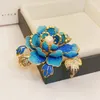 Broches Fine de lujo esmaltado rosa azul peonía para mujeres elegante dama flor de collar de perlas de perlas