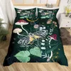 Beddengoed stelt paddenstoel naar beneden dekbedoverdeksel ingesteld in groot formaat Golden Moon Star Bedding Set Psychedelic Moth Paint Planet Leaf Flower Comfortabele set J240507