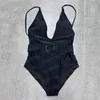 Designer -Abzeichen Badeanzug Frauen Bikini mit Gürtel Schulter Schubpushen ein Stück Badebekleidung Urlaub Strand Schwimmanzug