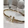 Bracelets Highend Vintage Gifts de bijoux pour les proches bracelet Rose 18K Bracelet de la Saint-Valentin avec Tifanly commune