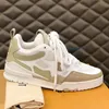 2024 Moda personalizada clássica de luxo masculino Women Running Shoes Running Lovers White Trainer Designer