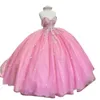 2024 Vestidos de Quinceanera de lujo Pink Luxury Floral Appliques Vestido de pelota Off Shoulse Crystal Beads Back Sweet 16 Prom Vestidos de concurso