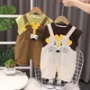 Ensembles de vêtements 2024 Designer bébé garçon de 18 mois Vêtements d'été pour les enfants mignons lion face à manches courtes T-shirts et salopettes Boys tenues