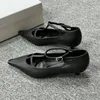 Chaussures décontractées Femmes Open-Toe Summertime Romanesque Style rétro Retro à talons T-talons en forme de sandale en forme de T # W14