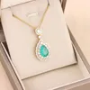 Colliers pendants Collier de chute d'eau de zircon de luxe en cristal pour les femmes