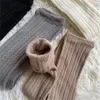여자 양말은 따뜻한 모헤어 일본하라 주쿠 니트 스트레칭 발 커버 부츠 커프 길이를 두껍게합니다.