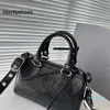 Balencig le Cagole 2024- Sac à glissière Retro en cuir rétro Sac Femme Oeuvre de créateurs en cuir de cire de cire