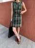 基本的なカジュアルドレスデザイナー格子縞のウエストコートベルトドレス女性2024夏のシニアセンスウエストショートスカートタイドHB3R