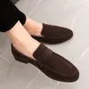 Chaussures décontractées en daim masses classiques de boucle rétro de boucle