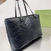Sacchetti per la spesa da donna borsetto borsetta borsetta borsetta per borse di lusso di grandi dimensioni onde in pelle nera 5a 2023 312Z