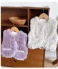 Vestes 2024 Fashion Girls Baby Fake Fur Soft Soft Vest Veste Magas Elégant Girls Germes Coton Offre d'hiver Perfets d'hiver Vêtements Enfants