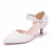 Sandali 2024 estate da 5 cm in pizzo bianco a bassa tacco a bassa taglia di grandi dimensioni per banchetti da donna scarpe single da sposa da sposa