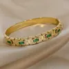 Bangle Vintage Emerald Green Zirkon Armreifen für Frauen Edelstahl Armbandmanschette Handgelenk Wasserdichte wunderschöne Schmuckzubehör T240509