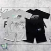 Mens T-Shirts Tracksuits Stock Trapstar T-shirt Embroidery Flocking Letter Men Women T Shirt Set Shorts SuitMens