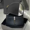 2021 Top-Qualitäts-Achselhöhlen-Taschen Klassische Lederdesigner Handtaschen für Damenumbetaschen Baguette Multi-Color Modes Bags Großhandel 225L