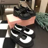 Популярные детские туфли черно-белая сплайсинга дизайн девочек кроссовок
