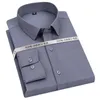남자의 드레스 셔츠 남성 긴 슬리브 스테레드 스트레치 쉬운 치료 셔츠 공식적인 비즈니스 사무실/작업복 표준 적합한 새로운 패션 소셜 드레스 셔츠 D240427