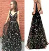 Robe de bal de fleurs de floral noir 3d sexy 2022 Nouveau cou de profond V coucher ouvert Africain Lace Africain Soirée Forme de concours Formeant pour femmes1806412