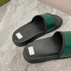 Designer slippers voor mannen dames buitenkamer huisdia's rode strepen flats versnellingspoel muilezel pantoufle 240515
