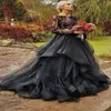 2 stuks gotische zwarte kleurrijke trouwjurken met kleur illusie kanten topruffels organza rok boho zwarte trouwjurken couture 284r