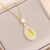 Colliers pendants Collier de chute d'eau de zircon de luxe en cristal pour les femmes