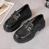Chaussures habillées Eather Loafers Femmes 2024 Spring Single Single Single British Style Retro Platform Brogue Black