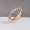 Vintage Designer Diamond Ring Hochwertige nicht verblüffende Sterling Silber-Halbring Diamond Lock Ring für Frauen Geburtstagsfeierliebhaber Schmuckgeschenk