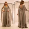 2021 Elegante Long Grey Mother of the Bride Dress Mangas de chal Applices Garlador Longitud de piso Mujeres Tamaño formal de tamaño 0509