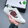 Luxe designer Rhytons schoenen Men Men Dames Platform Sneakers Canvas Casual Multicolor Daddy Shoe Mens Fashion Vintages Logo Leer gedrukte trainers Maat 36-45