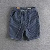 Heren shorts vintage gestreepte denim shorts voor mannen met losse pasvorm en vijf-inch binnenland Y240507