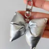 Keychains Lanyards Y2K Silver Bow Keychain Corée du Sud 3d Bow Keychain mignon Bow Keyholder Fashion Sac à dos Pendoir Decoration J240509