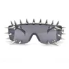 2020 Rivet Spike Dekoration Windschutz Hip Hop Men Punk Sonnenbrille Brille Mode Frauen Bühne Party Sonnenbrille FML1 204E