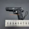 1: 3 Schaallegering M1911 Mini Toy Gun Model Model Keychain Model Look Real Exquisite Can Not Fire Collection Detachable Fidget Toys Gifts for Adult Boys Birthday Gifts