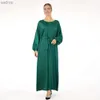 Podstawowe sukienki swobodne Uznane kobiety Sukienkę Solidna satynowa szata modlitewna Kaftan Długie rękaw Arabia Oman Marocco Eid Al Fitr sukienka Eid Al Adha Muzułmańska sukienka Xw