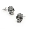 Couchettes Livraison gratuite Couffe du crâne 28 Retro Skull Design Mens Designer Cufflinks Wholesale and Retail Q240508