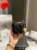 Axelväskor kvinnor crossbody handväskor designer lyx mini bärbar låda kosmetisk läppstift väska fårskinn svart damer mode
