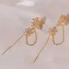 Lustre de lustre nova chegada brilhante e cristal de borboleta Brincos de clipe para femininos de moda de moda Brincos de cravo de flores de floresta de casamento