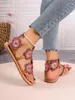 Chaussures décontractées Sandales féminines d'été Broidered Flower Strap Fashion Femme Femme Plage Ladies talons plats Peep Toe Plateforme Sandale Hollow