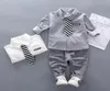 Set di abbigliamento per ragazzi 2020 Spring Autumn Baby Boy Cotton Longsleeve Tie Shirt Pants 2 pezzi abiti per bambini abiti da gentiluomo 14y2395947