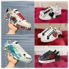 2024 Nouvelles baskets Hot Luxurys Designer Sneakers Pop Couleur assorti des chaussures de course épaisses Sole Mode légère Match Color Cool Casual Lace-Up Dad Shoe