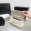 Sac à bandoulière de créateur de luxe en gros texture caviar mini portefeuille portable sac de messager pour femmes coco classique sac à main vintage bgfd