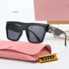 Mui Mui Lunettes de soleil pour femmes Designer Top Quality New printemps M Home Classic Sunglasses Winelshields Lettre les jambes Big Square Frame avec Case 692