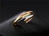 Fashion Classic Creative Creative Tre Winding Ring Women039s in acciaio inossidabile 3 colori Ringer Wedding Band Rings7323368