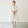 Vintage te längd enkel satin korta bröllopsklänningar med 3 4 ärmar båthals a-line 1950-tal 60-talets informella mottagningsparty brudens 249b